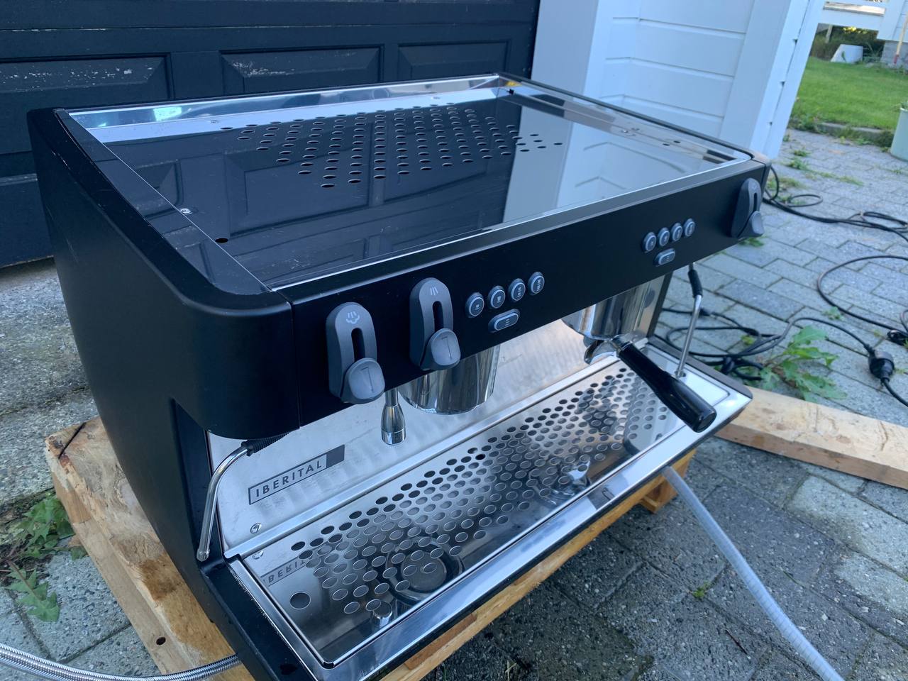 Profesjonell espressomaskin Iberital Intenz (2 grupper) TIL LEIE eller SALG